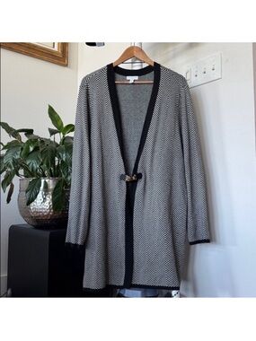 Charter Club Plus Black White Long Sweater Cardigan Sz 3X Gold Buckle Duster